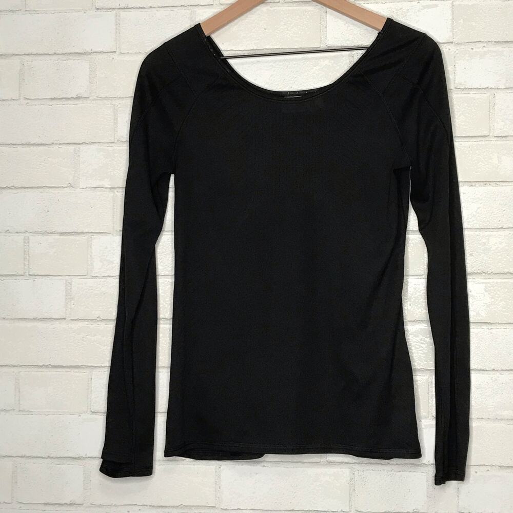 Athleta Top Black Long Sleeve Women’s Small
